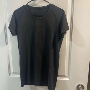 Lululemon Swiftly Tech Black Short Sleeve T-Shirt Size 12